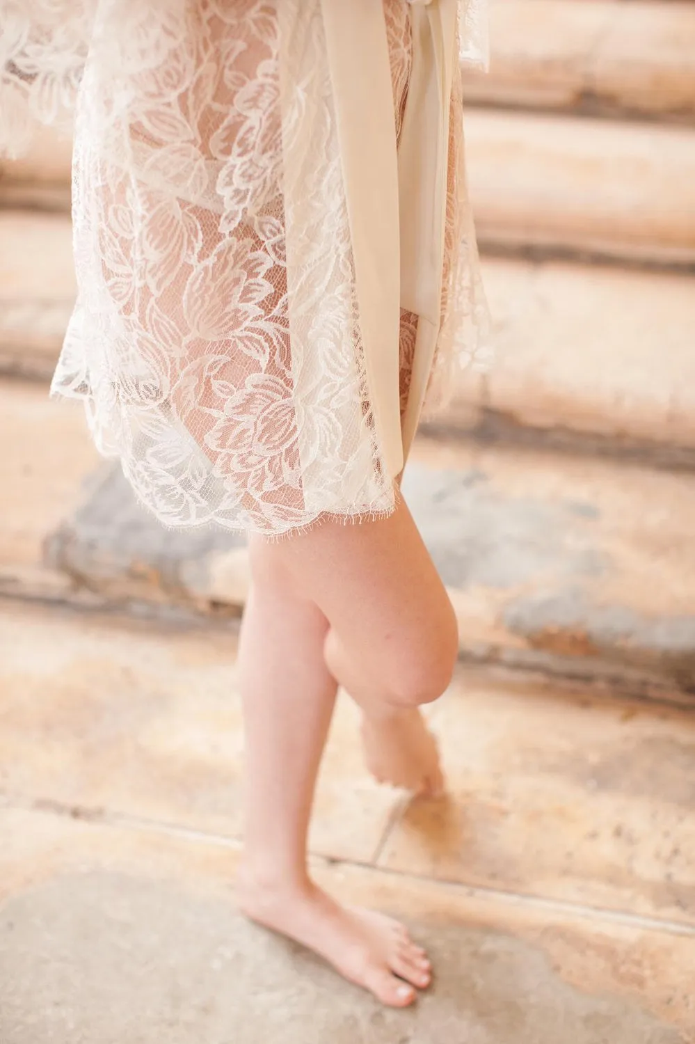 Tulip French Lace & Silk Kimono Robe in Ivory