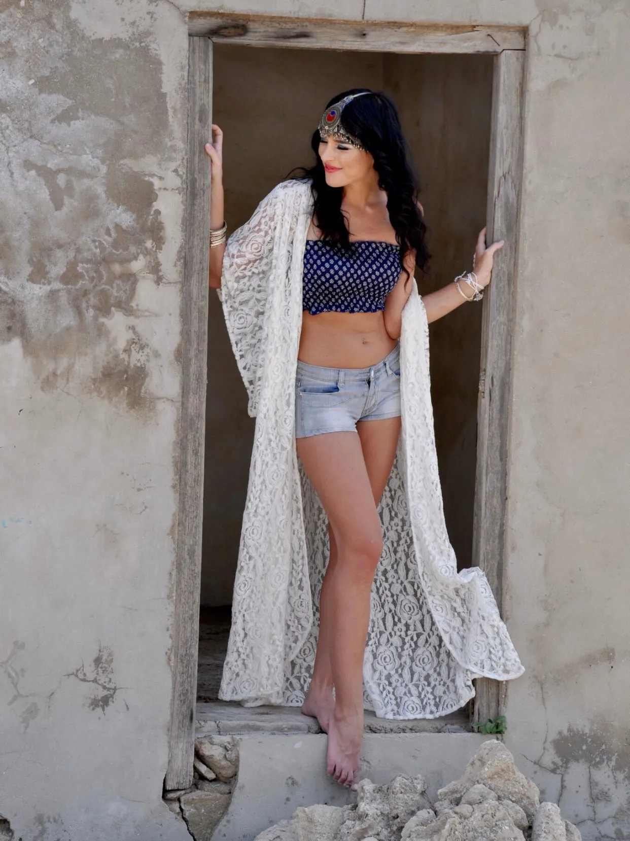 White lace kimono